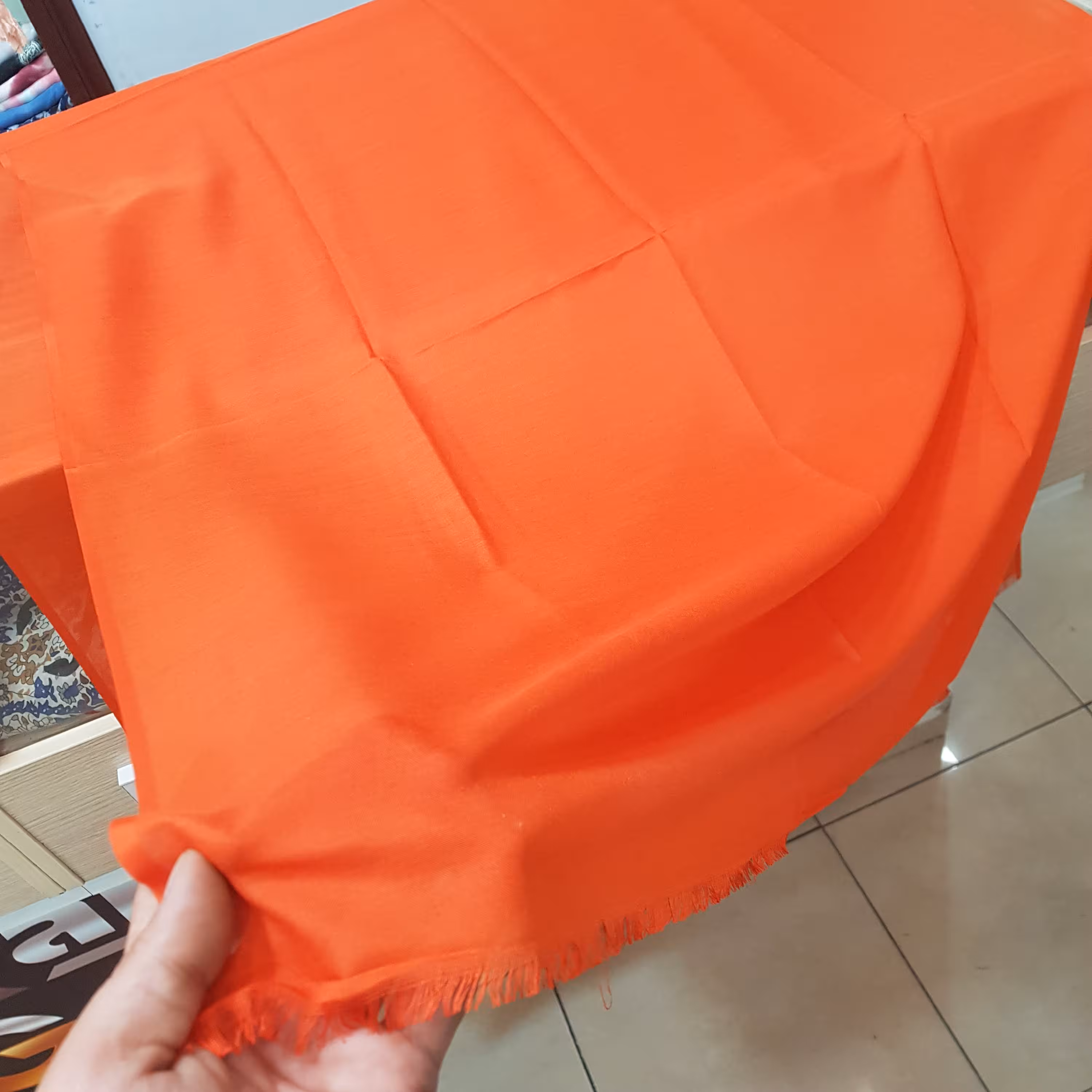 شال نارنجی تک رنگ سوپر نخ لطیف و شیک