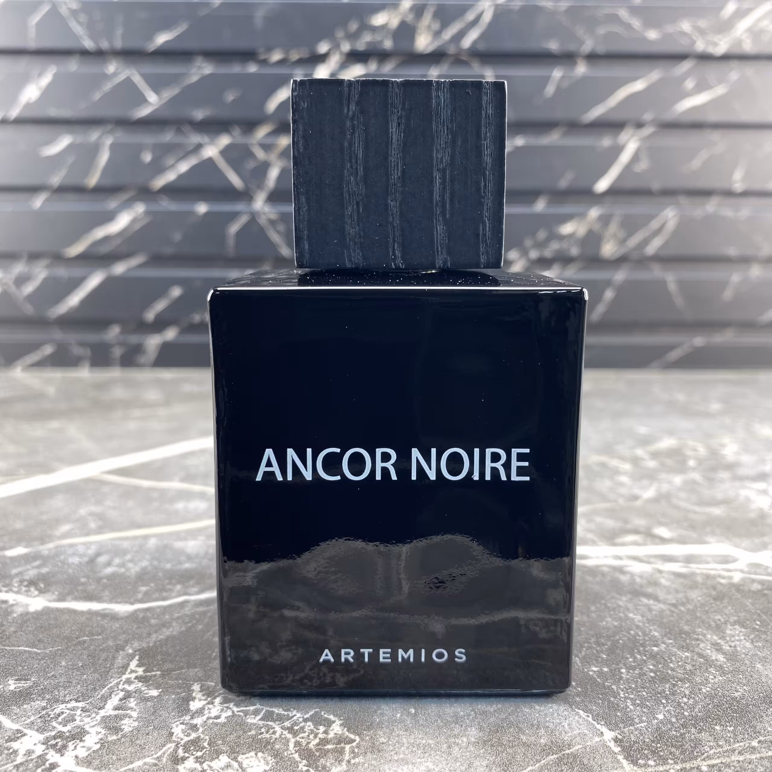 ادکلن لالیک انکر نویر مردانه LALIQUE – Encre Noire آرتمیوس 100 میل