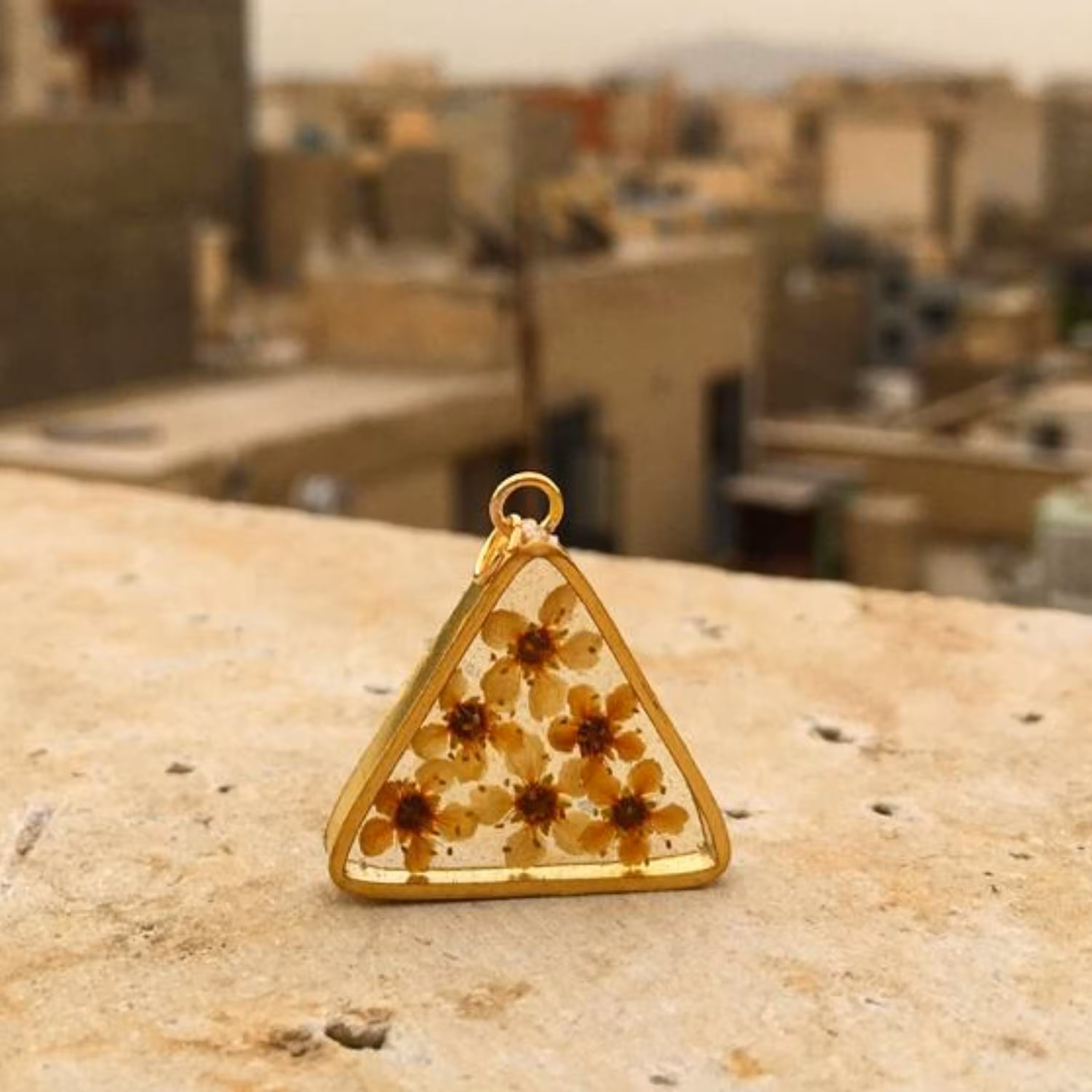 گردنبند رزینی شکوفه بهاری