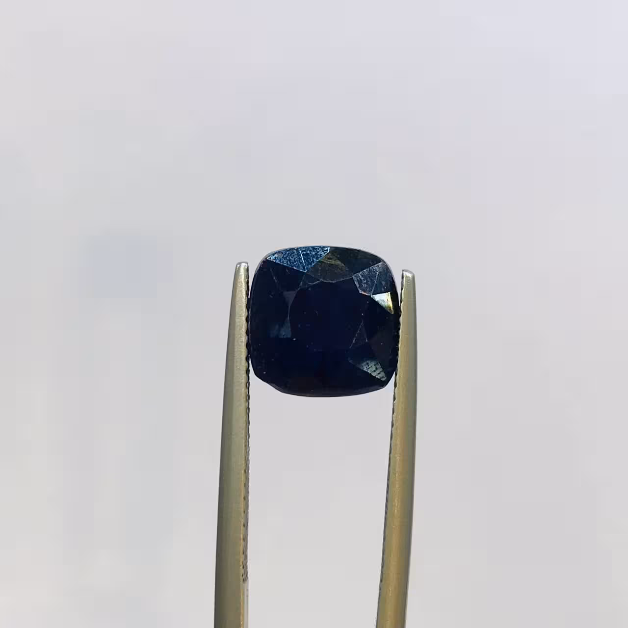 نگین یاقوت قرمز کبود اصل آفریقا سایز 10*10