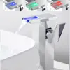 شیر روشویی مدل لوکس LED-03