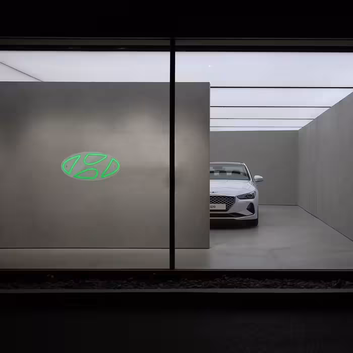 چراغ دیواری نئون دیزاین طرح Hyundai_GR