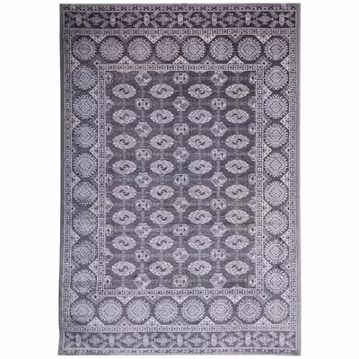 فرش ماشینی زمرد مشهد مدل R44 زمینه طوسی