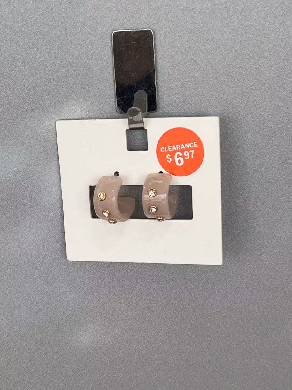 گوشواره حلقه‌ ای مدل سنگی با نگین‌های تزئینی