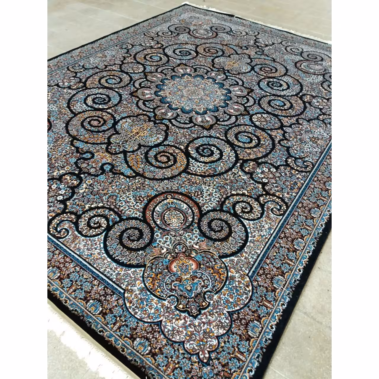 فرش طرح میترا 700 شانه 12 متری