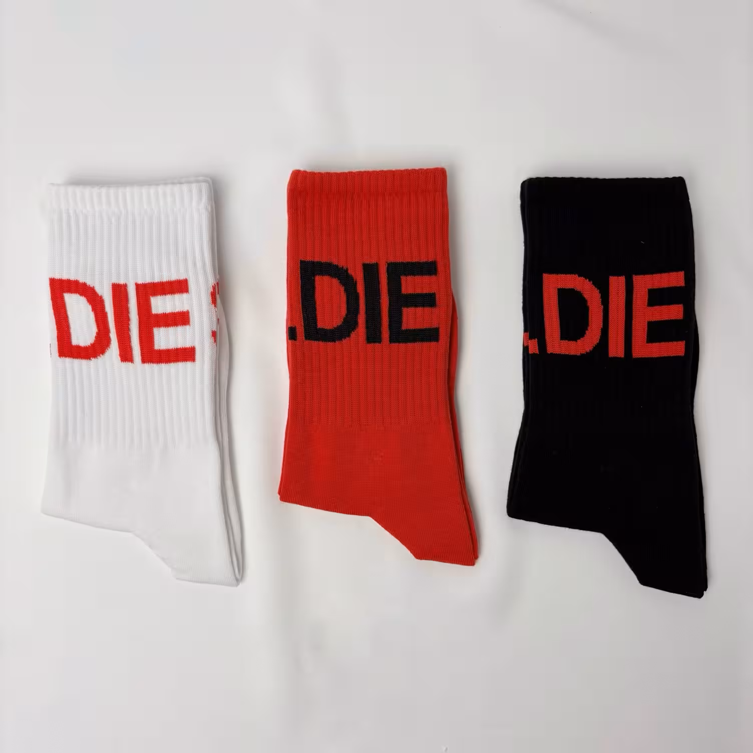 جوراب نوشته دار ساقدار Diesel قرمز