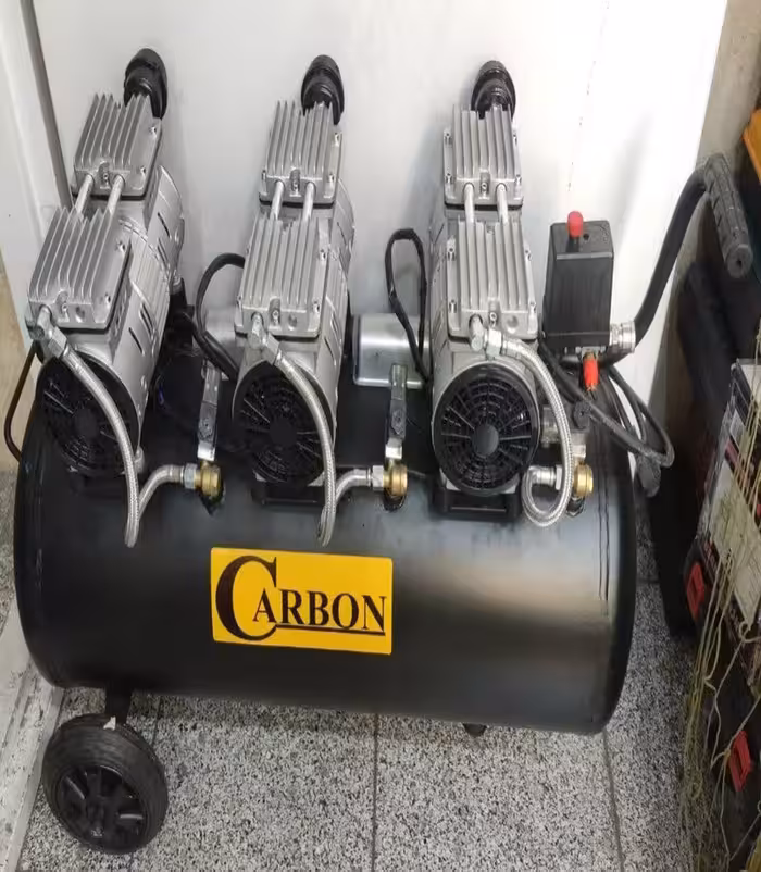 کمپرسور باد 100 لیتری سایلنت 3 موتوره کربن مدل m103