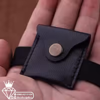 بازوبند مشکی حرز امام جواد چرم گاوی طبیعی حرز دست نویس(روی پوست اصل آهو) 