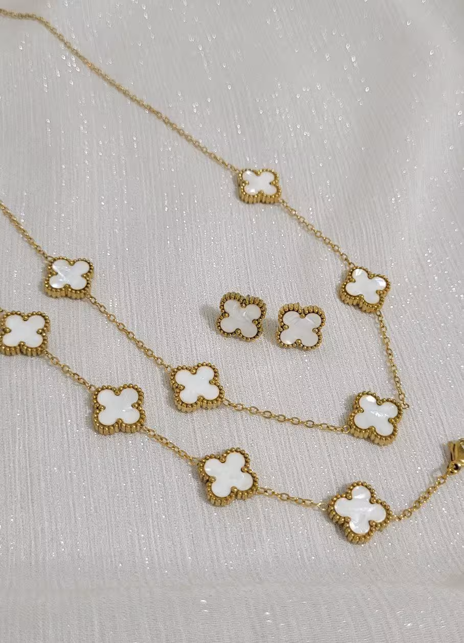 سرویس طرح طلای دخترانه_زنانه، جنس اصیل استیل، در9مدل شیک و خاص، کد1457💍