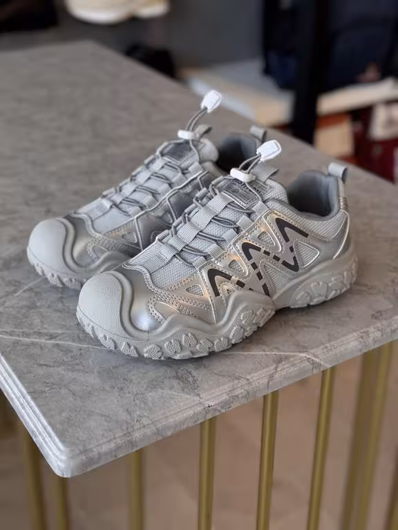 کتونی وارداتی کد Kc-18-542 رنگ طوسی سایز 36