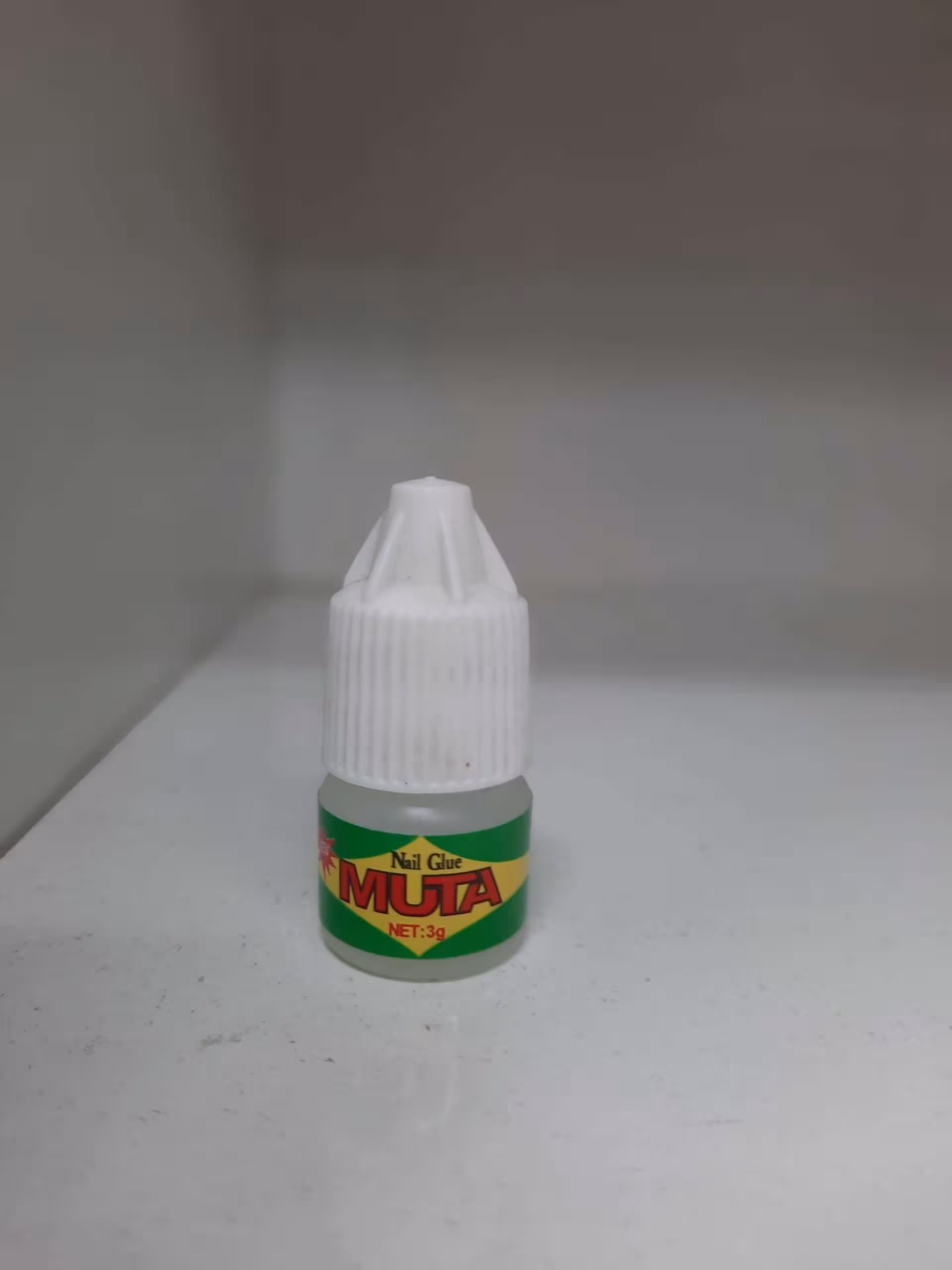 چسب ناخن موتا وزن 3 گرمی