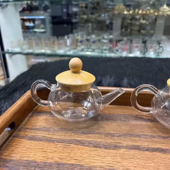 قوری زعفران پیرکس کد E55