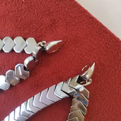 دستبند مدل مگنتی طرح قلب  کد MZ3 مجموعه 2 عددی