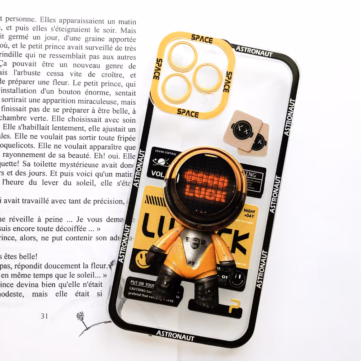 کاور مونیکا مدل Cartooni Space مناسب برای گوشی موبایل اپل iPhone 13 Pro