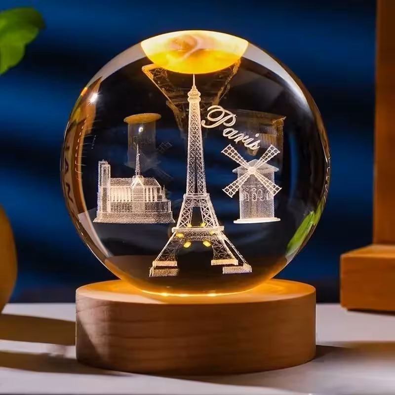 چراغ خواب گوی کریستال کد 147 با پایه چوبی