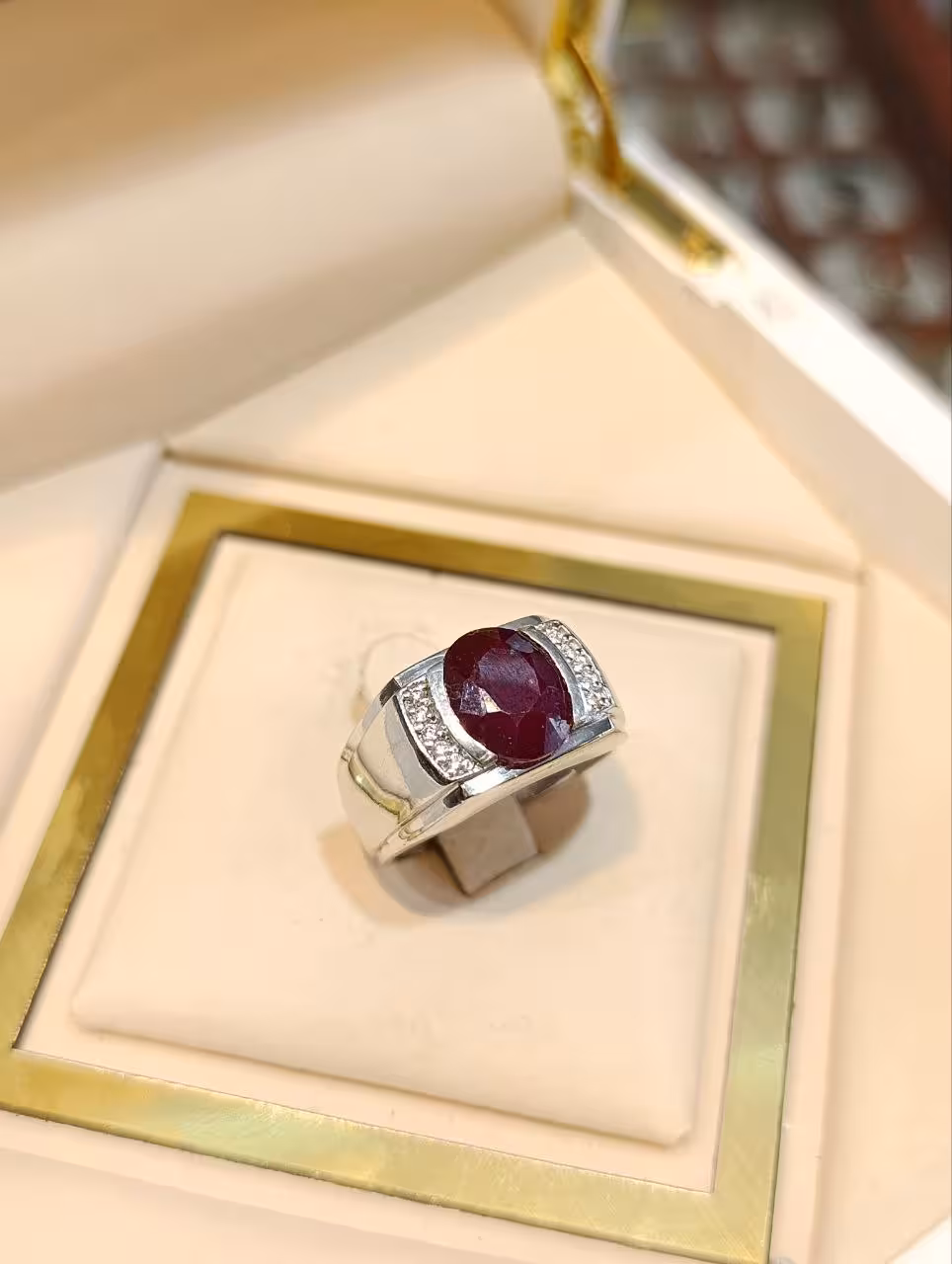 حلقه انگشتر نقره نگین یاقوت سرخ