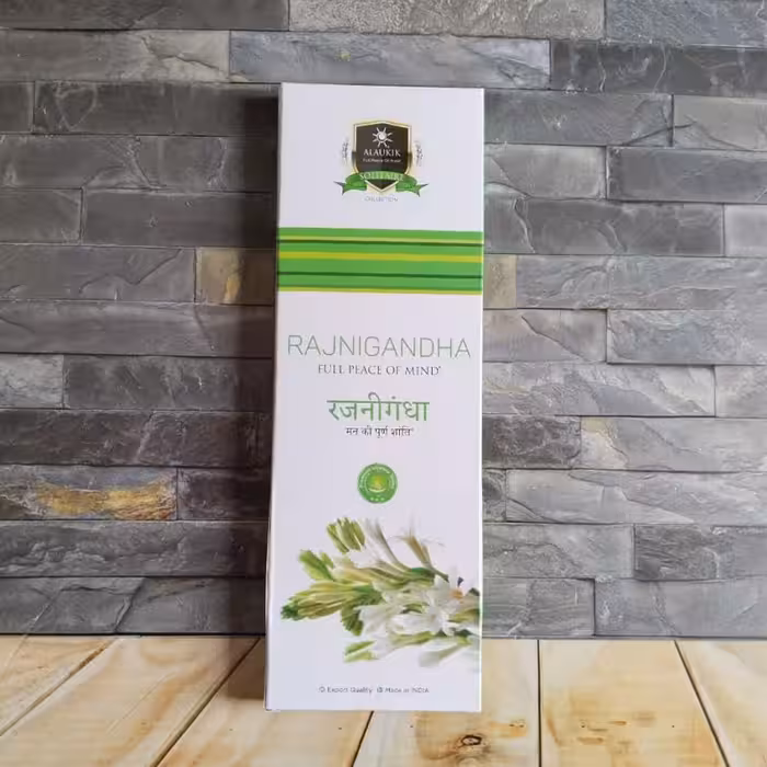 عود دست ساز گل مریم Rajnigandha از برند آلاکیک Alaukik