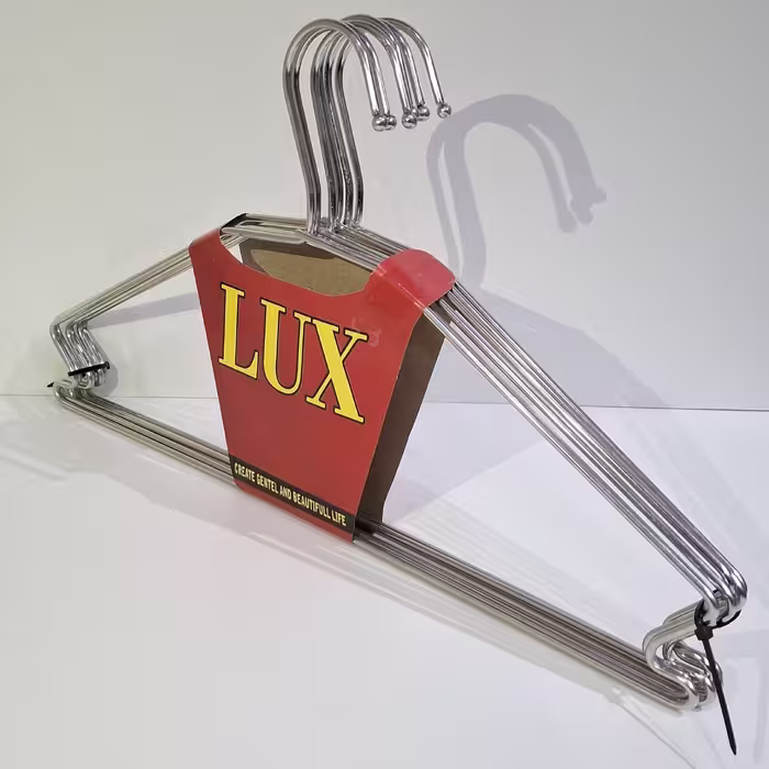 چوب لباسی فلزی دامن دار