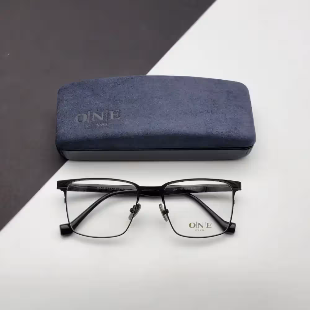 عینک طبی وان مدل 1737c1