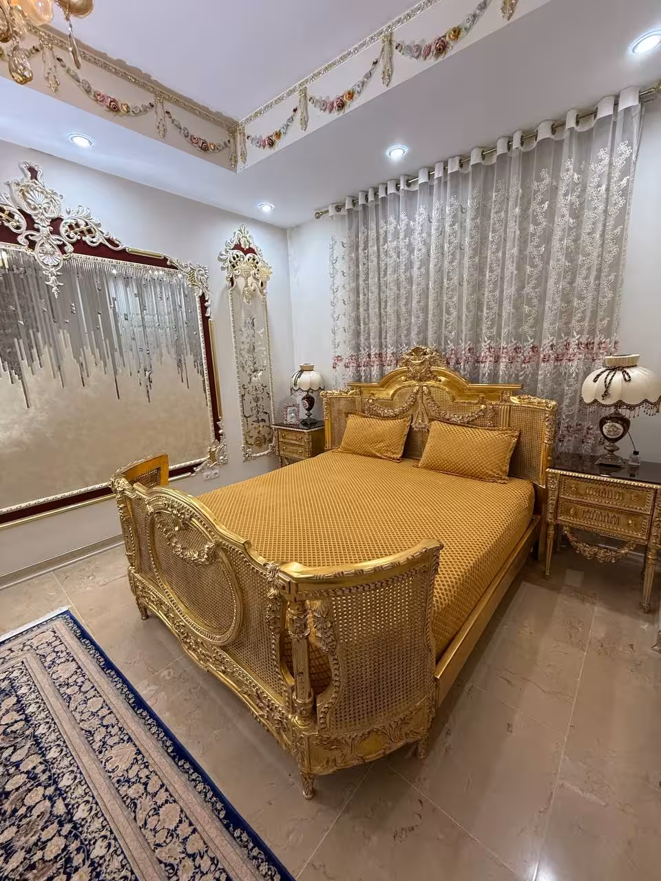 کاور تشک مخمل حبابی طلایی روتختی کشدار مخمل ضد لک برای تمامی ابعاد