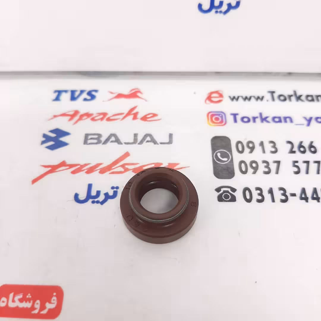 کاسه نمد شافت واتر پمپ اب موتور بنلی 250 تک سیلندر و 300 دوسیلندر شماره 18/5.8/5 لبه دار