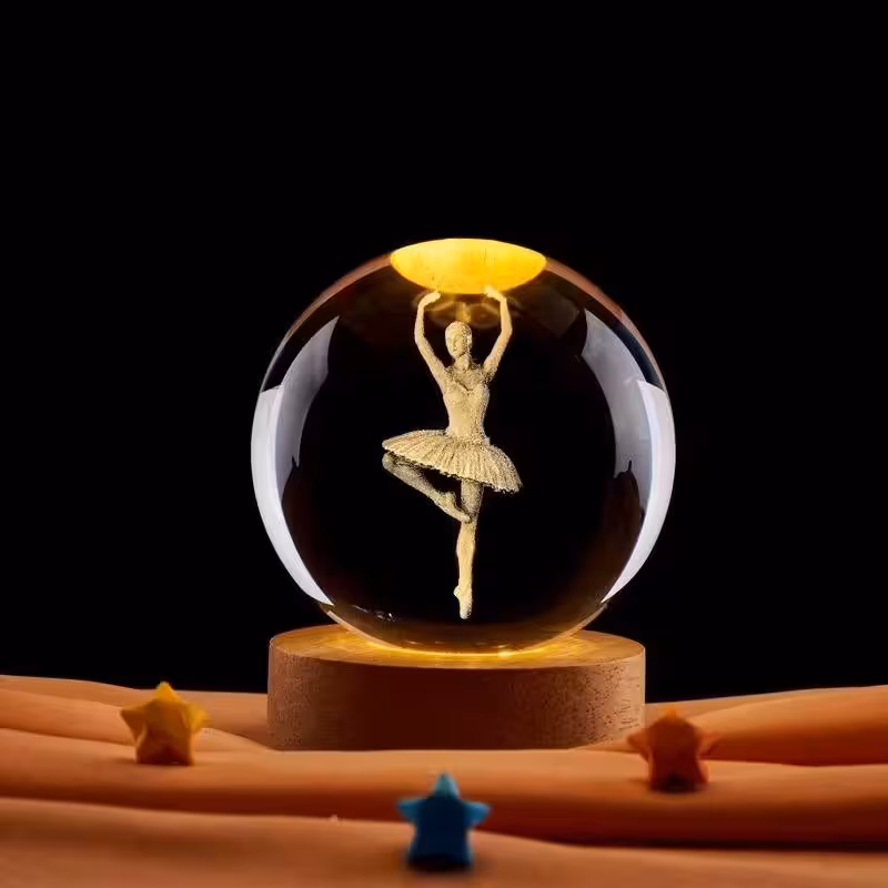 چراغ خواب گوی کریستال کد 146 با پایه چوبی