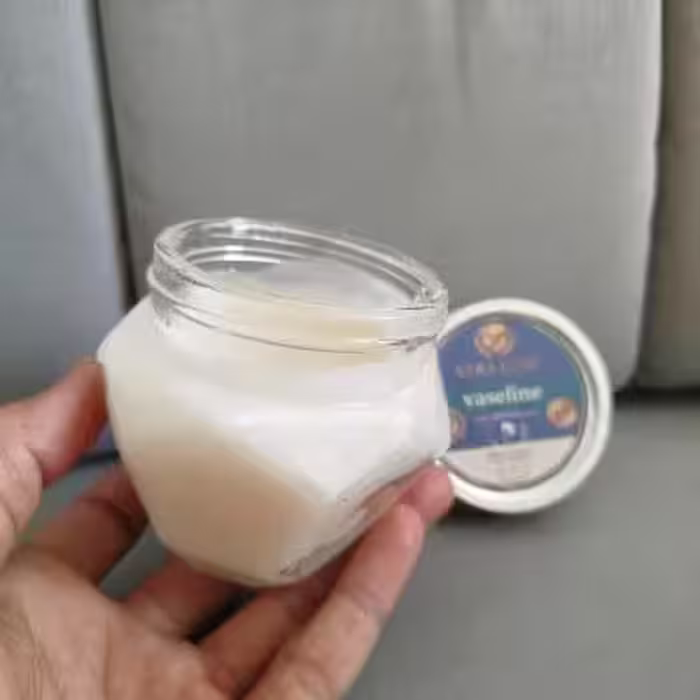 وازلین ویرا لوکس VERA LUXEمعطر و با کیفیت
