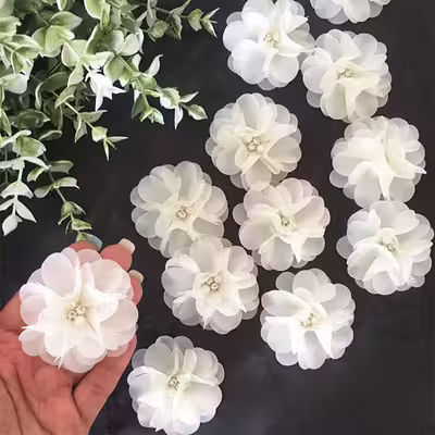 گل رز تزئینی مدل نگین کد 513 بسته 12 عددی