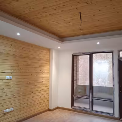 رنگ چوب بلوطی نوبن مدل 1095 حجم 200 میلی لیتر