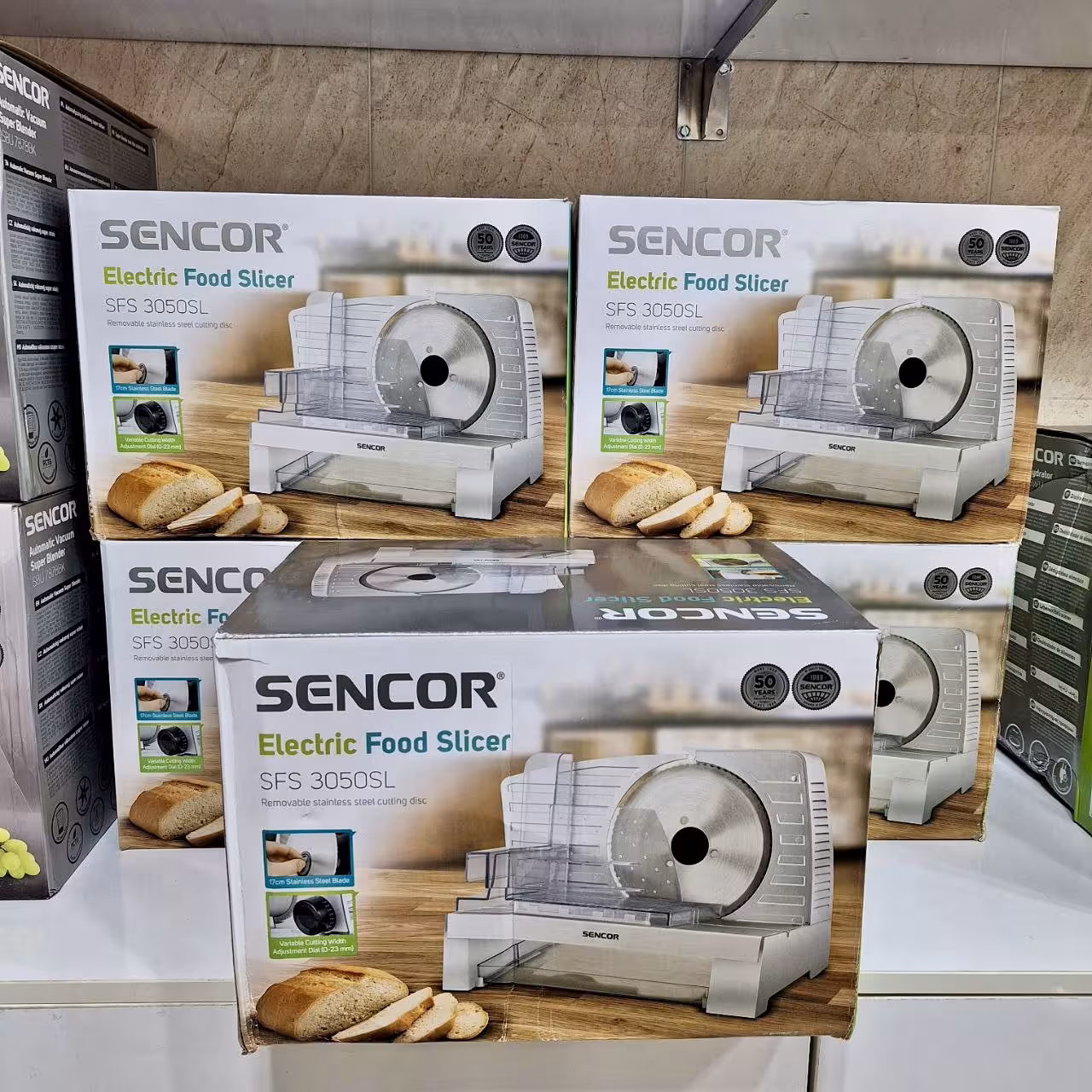 دستگاه برش موادغذایی و کالباس بر سنکور مدل SFS 3050SL