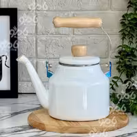 کتری لعابی تک سفید دسته چوبی 1/8 لیتر