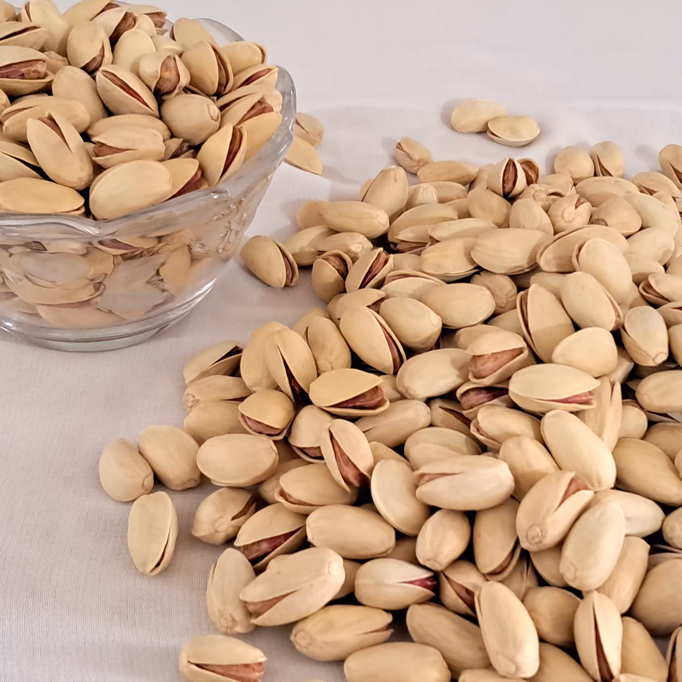 پسته خندان (یک کیلو)