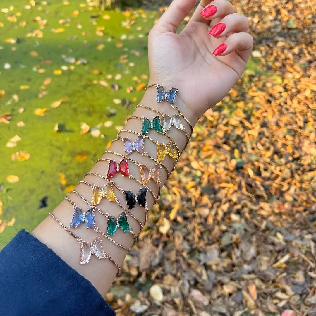 دستبند کرواتی پروانه