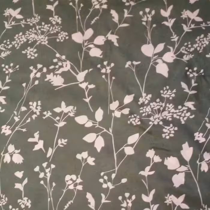 سرویس ملحفه مدل  شکوفه ملایم کد 160 دو نفره سه تکه 