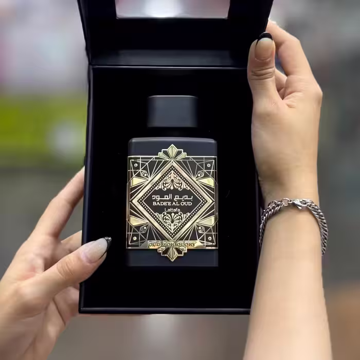ادکلن عربی بدیع العود لطافه Badee Al Oud 100میل
