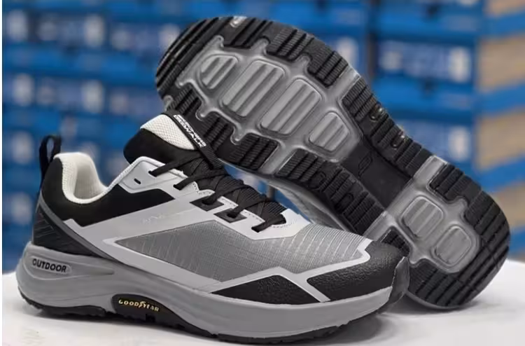 کتونی ویتنامی اسکیچرز گورتکس وارداتی ویتنام سایز 40 تا 45 تنوع در چند رنگ جذاب فروش بصورت عمده و تک