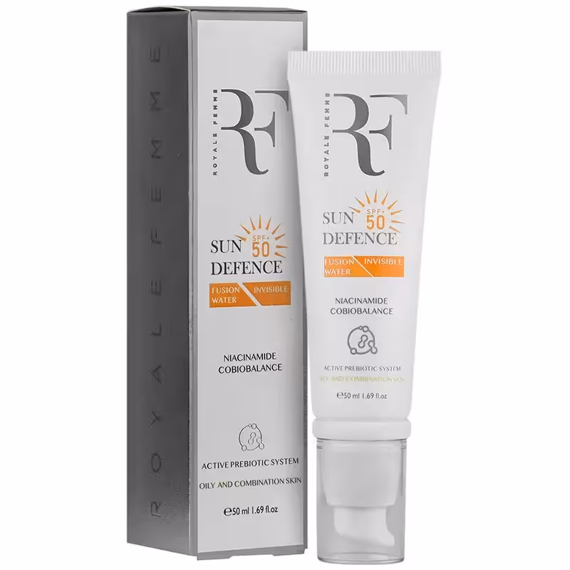 کرم ضد آفتاب بدون رنگ آر.اف رویال فم SPF50 مدل   Fusion water  مناسب برای پوست چرب و مختلط حجم 50 میلی لیتر