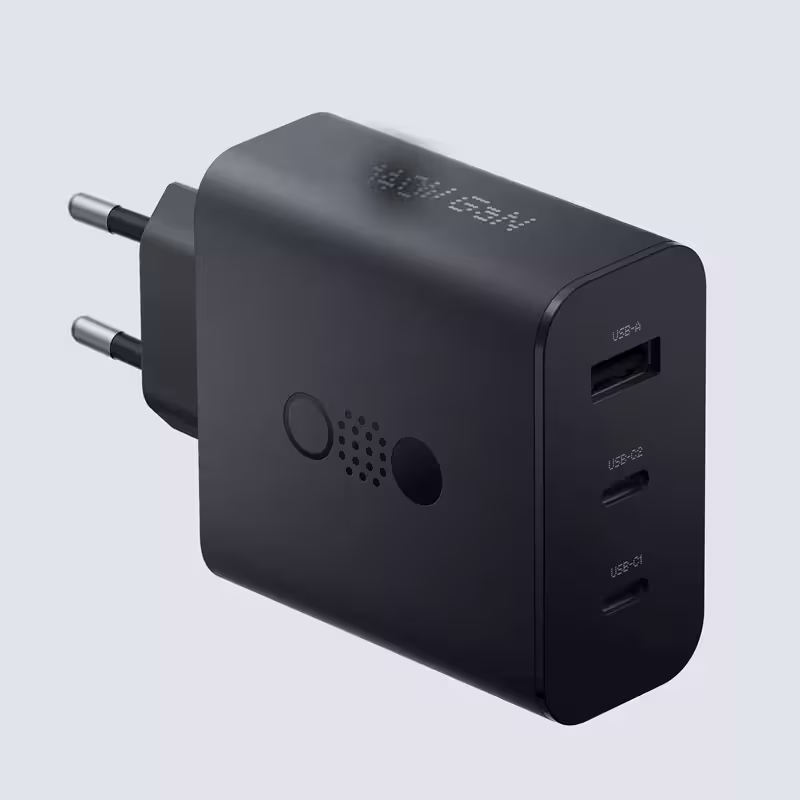 شارژر دیواری 140 وات سه پورت ناتینگ مدل CMF Power 140W GaN به همراه کابل USB-C طول 1.5 متر