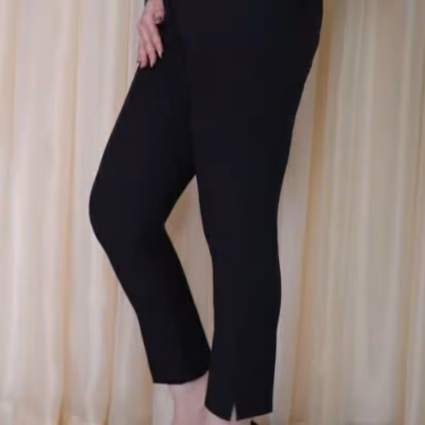 شلوار مازراتی 
 راسته پایین چاکدار
قد 90
سایز38تا50