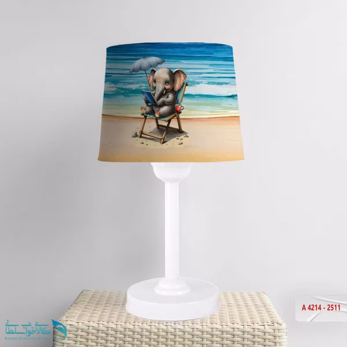 آباژور اتاق کودک طرح فیل و زرافه کد A4214