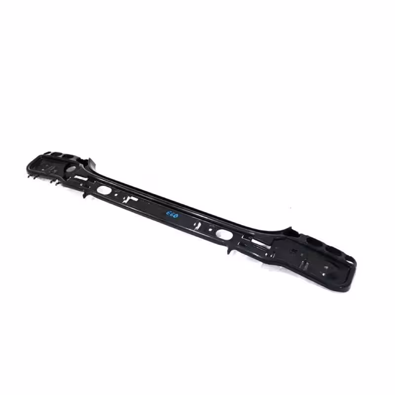 براکت سپر عقب بی ام و 520 اتاق E60