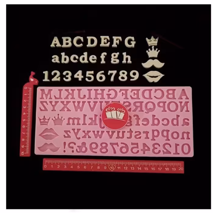 قالب شکلات مدل مالد فوندانت طرح مولد حروف و اعداد و قلب و حاشیه مجموعه 3 عددی