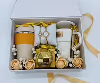 باکس هدیه دخترانه، کد G140، شامل اقلام تزئینی و کاربردی