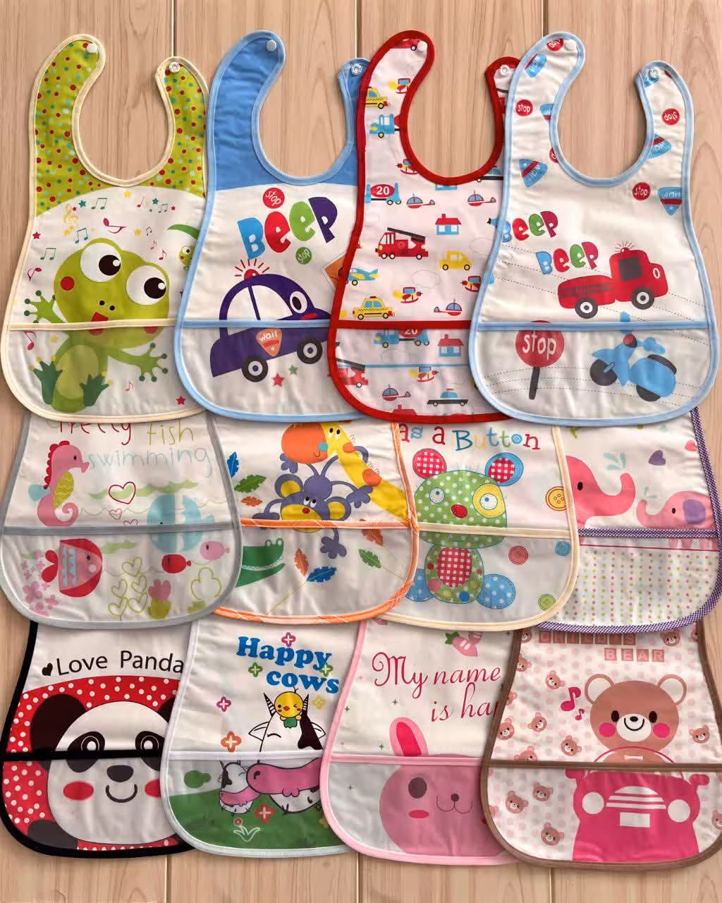 وسایل سیسمونی پیشبند بچه گانه دکمه دار