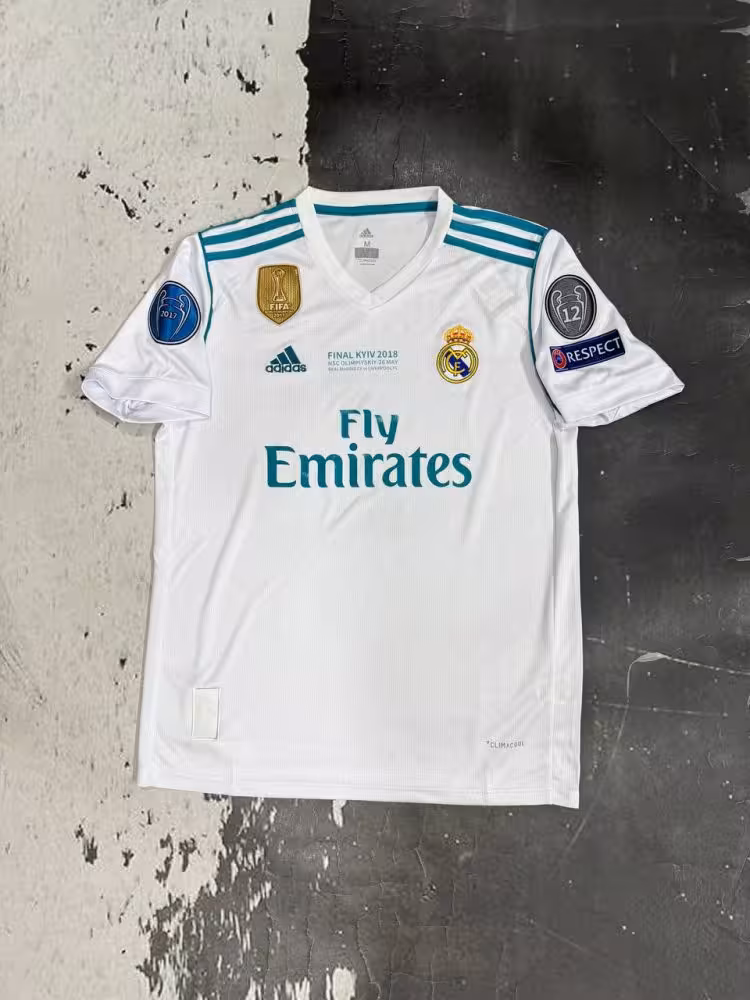 لباس اول رئال مادرید 2017-2018 ورژن فینال (چاپ رونالدو)