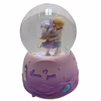 گوی موزیکال مدل چراغ دار طرح دیدار عاشقانه