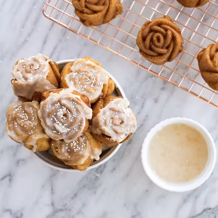 قالب فوندانت به گز مدل گل رز