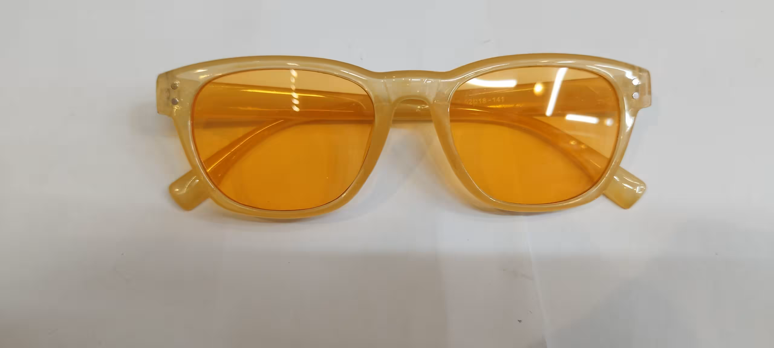 عینک آفتابی زنانه مدل 5668,