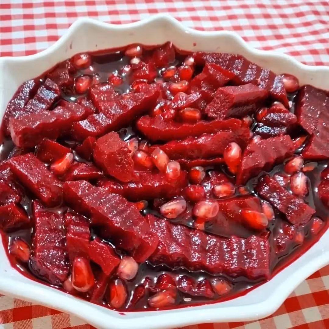 ترشی انار ولبو خانگی ترشی فانتزی بسته نیم کیلویی مزه استثنایی هیجان انگیز