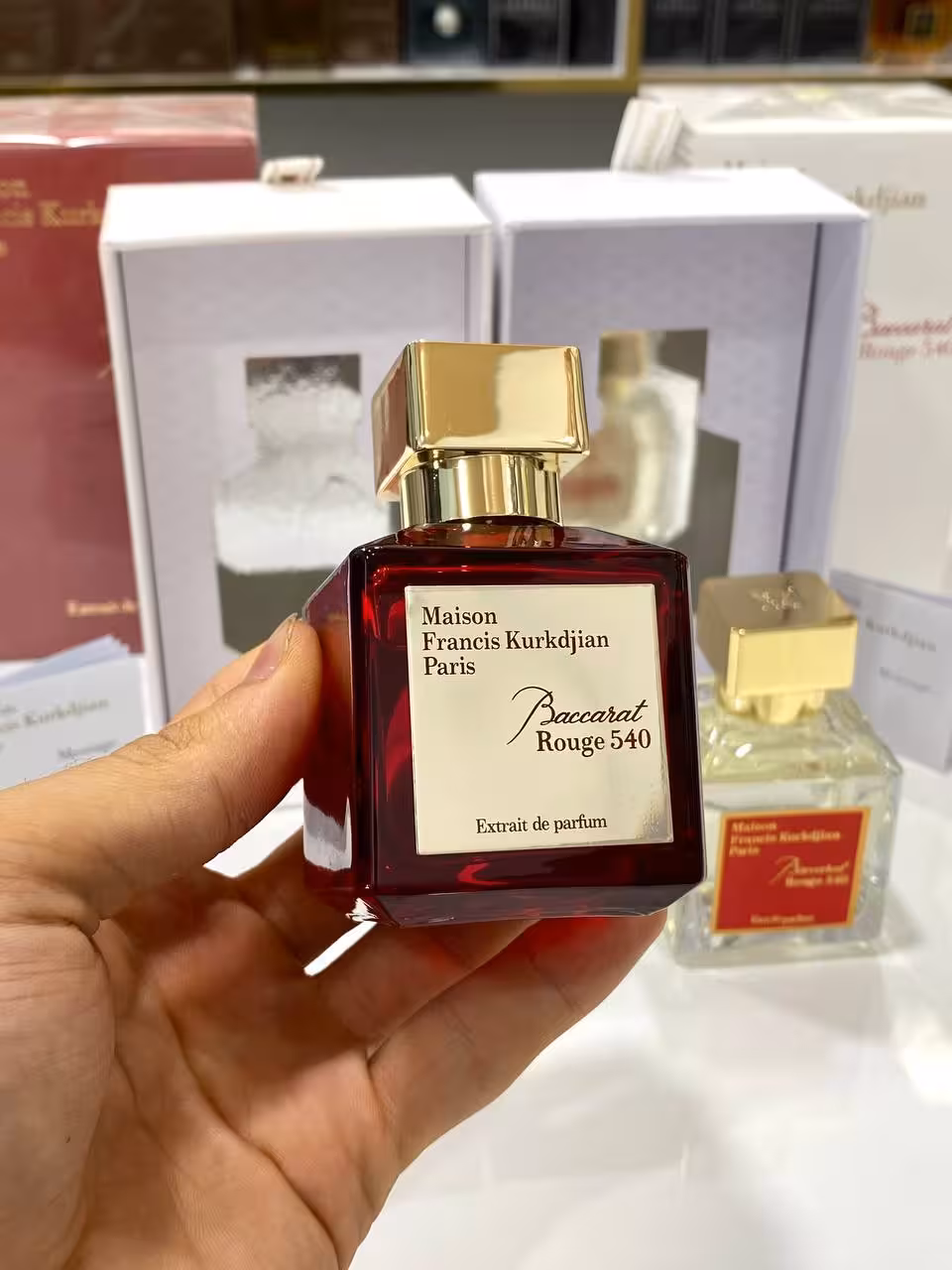 ادکلن باکارات رژ 540 قرمز شناسنامه دار Baccarat Rouge 540 Extrait de Parfum